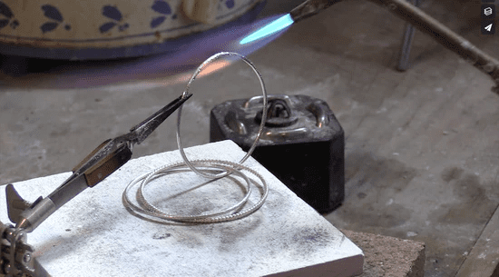 ScreenShot2017-03-03at8.47.36AM_550x825