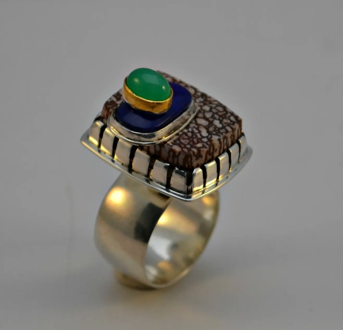 Stacks 001